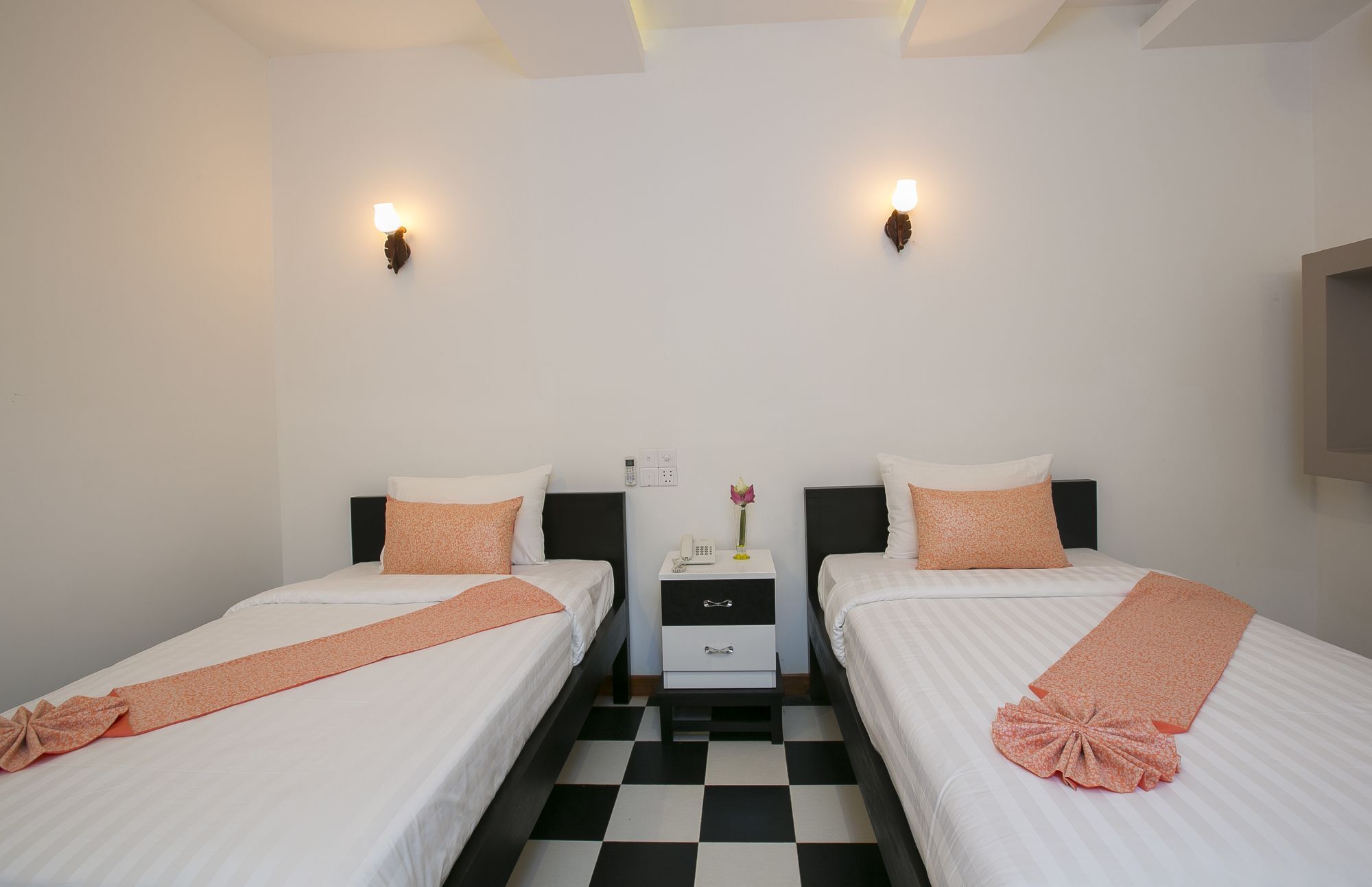 Ly Ann Boutique D'Angkor Hotel เสียมราฐ ภายนอก รูปภาพ