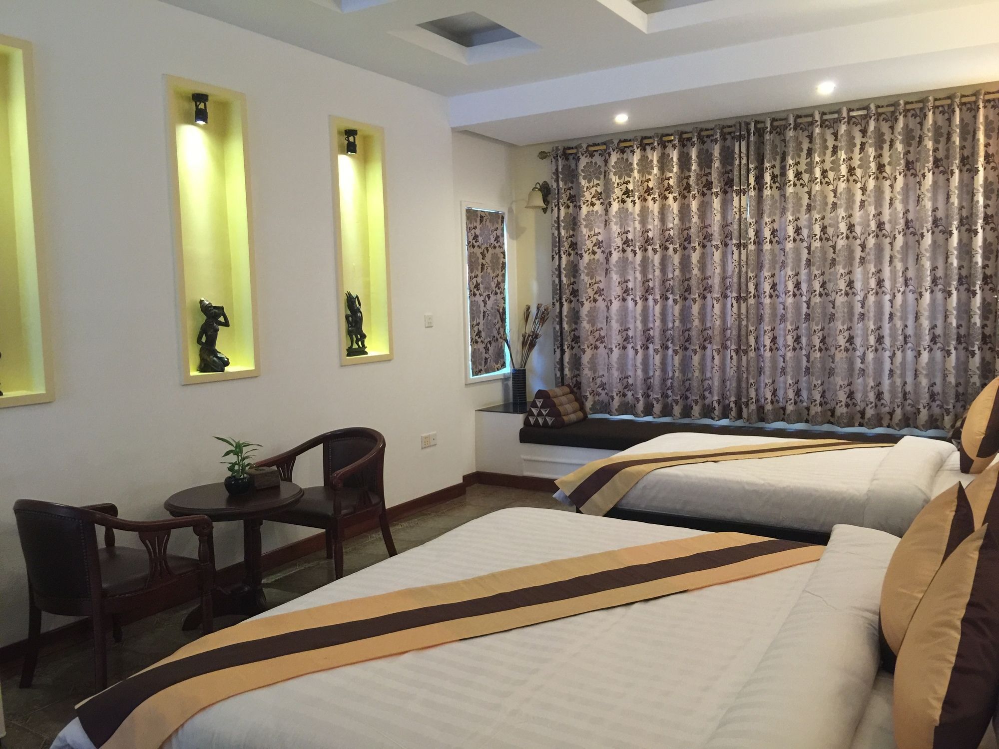 Ly Ann Boutique D'Angkor Hotel เสียมราฐ ภายนอก รูปภาพ